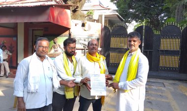 मणिपुर सहित विभिन्न प्रदेशों के हिस्सों में आदिवासियों पर हों रही हिंसा की आग पहुंची छत्तीसगढ़,गोगपा ने किया विरोध राष्ट्रपति के नाम सौंपा ज्ञापन।