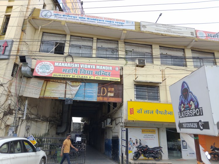 शिक्षा मंडल के निर्धारित मापदंडों के विपरित की जा रही स्कूल संचालित।