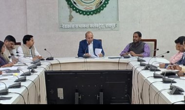 राजधानी में चलेगा विशेष सफाई अभियान: डॉ भुरे   कलेक्टर ने नगर निगम की ली बैठक