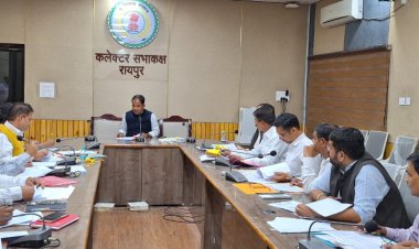 राजस्व अमला अपने सूचना तंत्र को सक्रिय एवं मजबूत करें: डॉ. गौरव सिंह