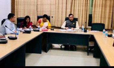 अधुरे निर्माण कार्यों को 31 मार्च तक पूरा कराएं-डॉ अलंग   संभागायुक्त ने की मध्य क्षेत्र आदिवासी विकास प्राधिकरण के निर्माण कार्यों की समीक्षा