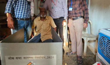 वोटिंग   बुजुर्गों, दिव्यांगजनों में दिखा उत्साह, निर्वाचन आयोग को दिया धन्यवाद   रायपुर लोकसभा में 622 मतदाता करेंगे होम वोटिंग