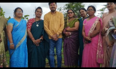 विधायक श्री अनुज शर्मा मुख्य आथित्य में मनाया गया टेकारी हाई स्कूल में मनाया गया प्रवेशोत्सव