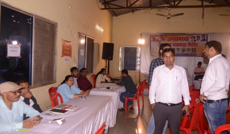 जनसमस्या निवारण पखवाड़ा शिविर   वार्डाें के नागरिकों की उमड़ी भीड़, समस्याओं का मिल रहा समाधान
