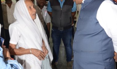 मुख्यमंत्री श्री विष्णुदेव साय के निर्देशों का त्वरित अमल, जरूरतमंदों को मिल रही तत्काल सहायता  