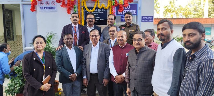 मरिजों की सुविधा को समर्पित मानवीय पहल: सिम्स में स्वच्छ पेयजल हेतु वाटर कूलर भेंट