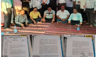 स्वर्णकार भवन सकरी में अवैध कब्जा समाज ने एफ आई आर एवं भवन कब्जा मुक्त कराने शासन से की अपील।