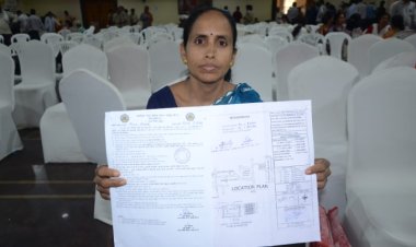 किराए के घर से स्वयं के घर तकः श्रीमती सुनीती को मिला प्रधानमंत्री आवास योजना 2.0 के तहत अनुज्ञा पत्र
