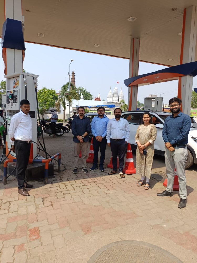 जिले में पेट्रोल-डीजल का पर्याप्त स्टॉक उपलब्ध  घबराहट में खरीदारी नहीं करने कलेक्टर ने की अपील