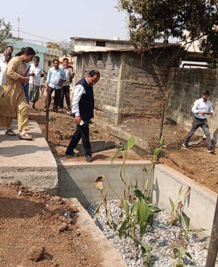 स्वच्छता और जल संरक्षण की दिशा में ग्राम परसदा उमरिया की अनूठी पहल   डी-वॉटर संरचना से स्वच्छ हुए तालाब
