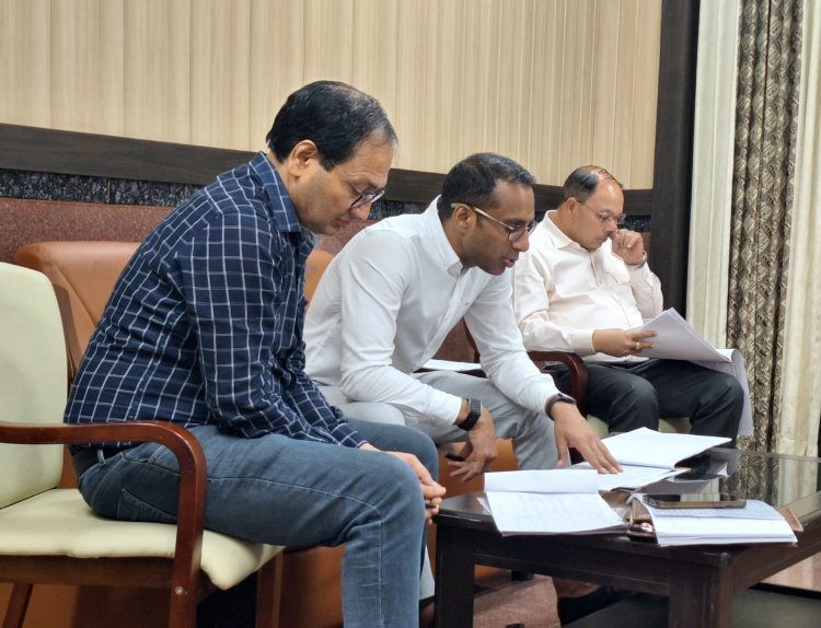 अधिकारियों की बैठक लेकर काम में तेजी लाने के दिए निर्देश, कहा गुणवत्ता और समय-सीमा में पूर्णता सर्वोच्च प्राथमिकता