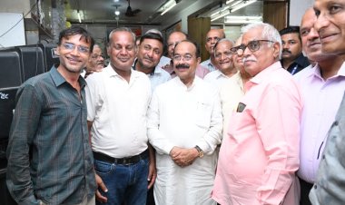 उप मुख्यमंत्री अरुण साव ने सर्वसुविधायुक्त वेंटिलेटर एंबुलेंस का किया लाेकार्पण, सर्व समाज के जरूरतमंदों को मिलेगा बड़ा लाभ