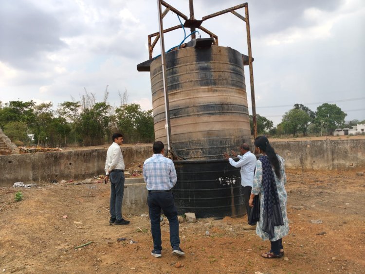 सीईओ जिला पंचायत ने ठरकपुर एवं नरगोडा के गोबर गैस संयंत्रों का लिया जायजा