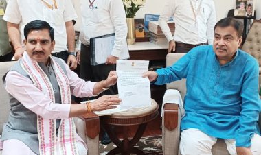 बिलासपुर को ट्रैफिक जाम से मिलेगी राहत: ₹827 करोड़ की 4-लेन रिंग रोड के लिए केंद्रीय मंत्री तोखन साहू ने नितिन गडकरी से की मुलाकात