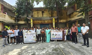 सेवा संकल्प अभियान के तहत शासकीय अग्रसेन महाविद्यालय में दिलाई गई स्वच्छता शपथ